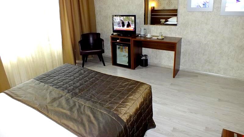 Lifos Hotel
