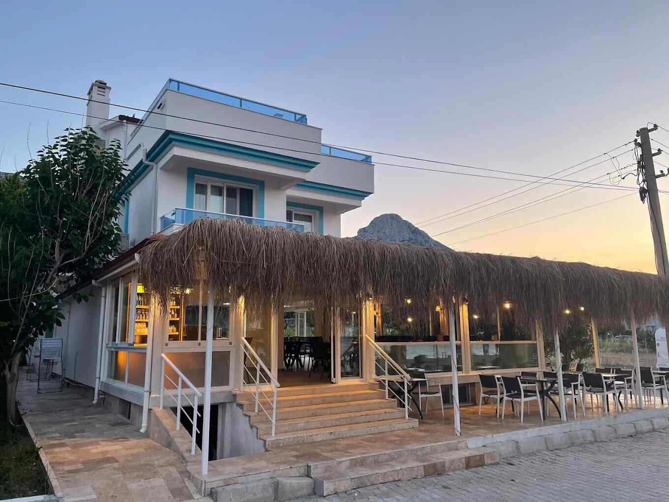 Ada Yeli Karaburun