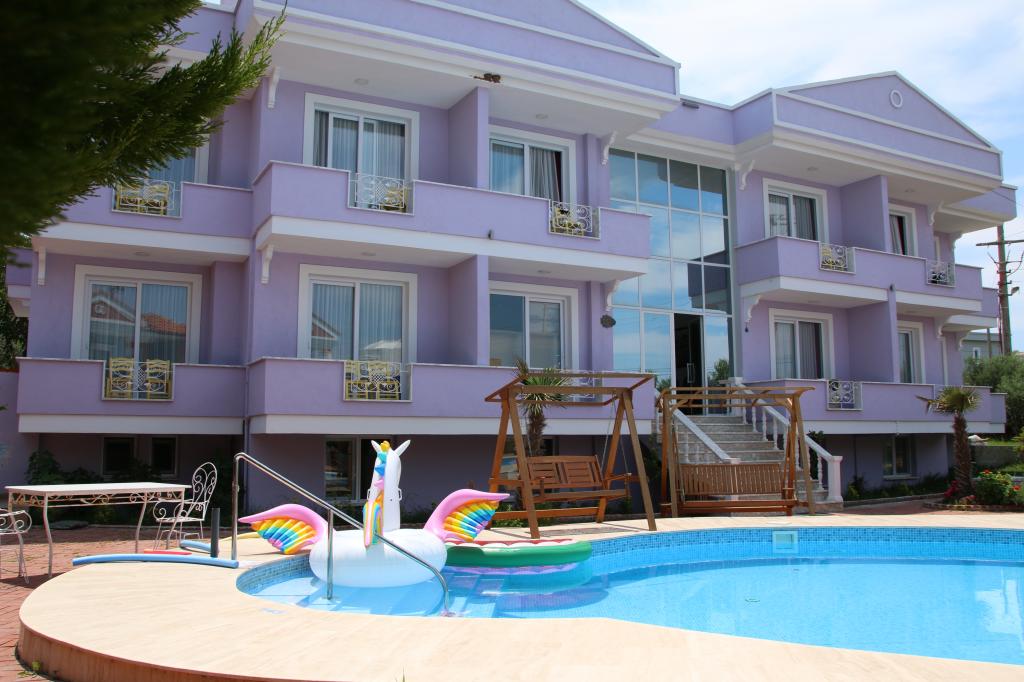Cunda Leo Otel