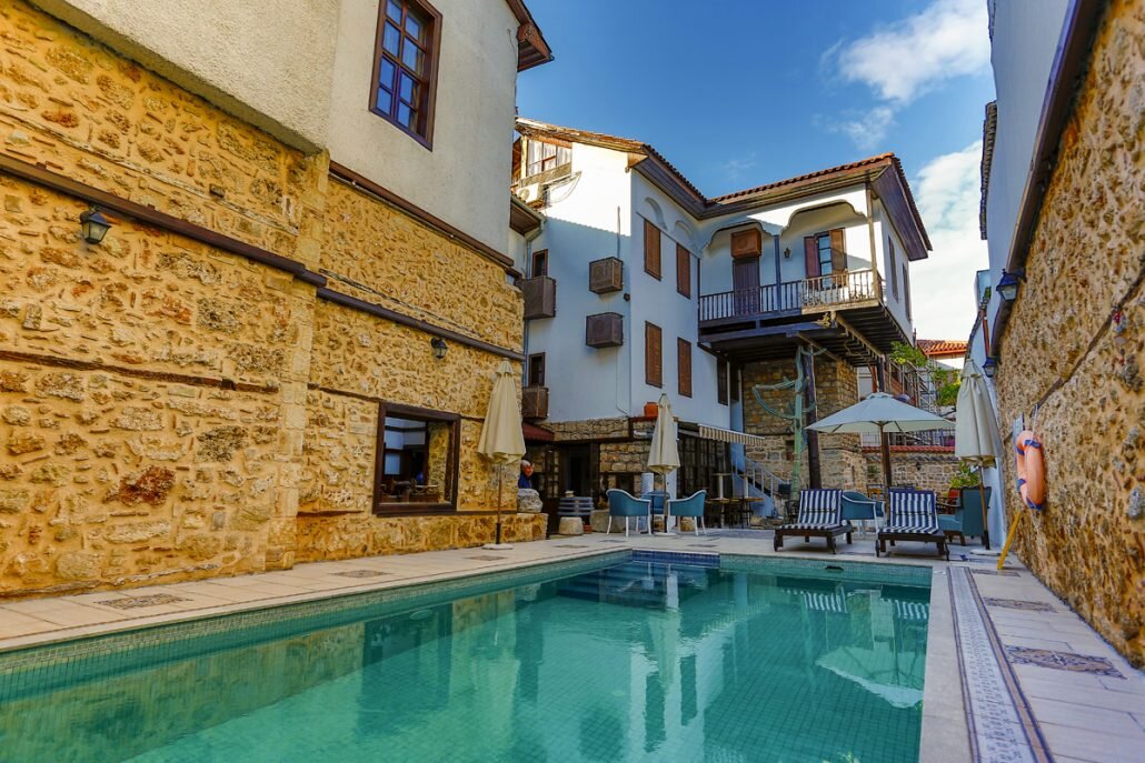 Atelya Art Hotel