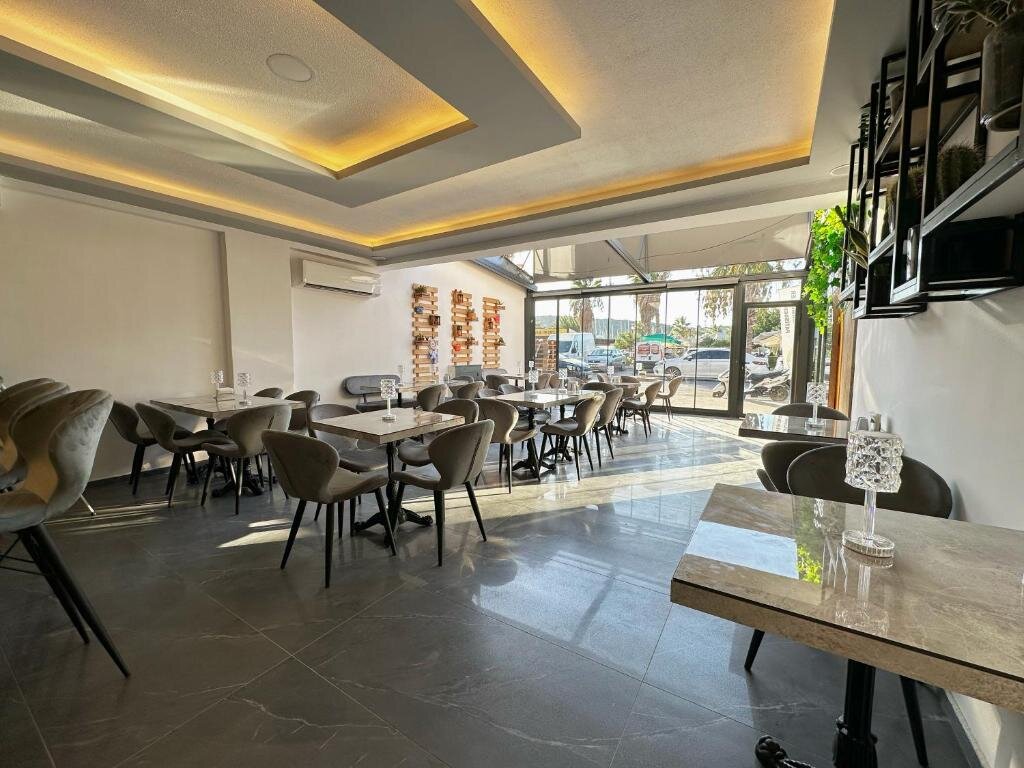 Marina Lora Sığacık galeri 9