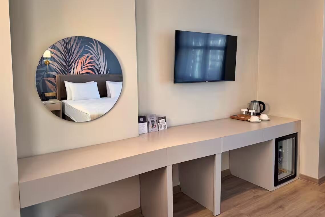 Deluxe French Room
