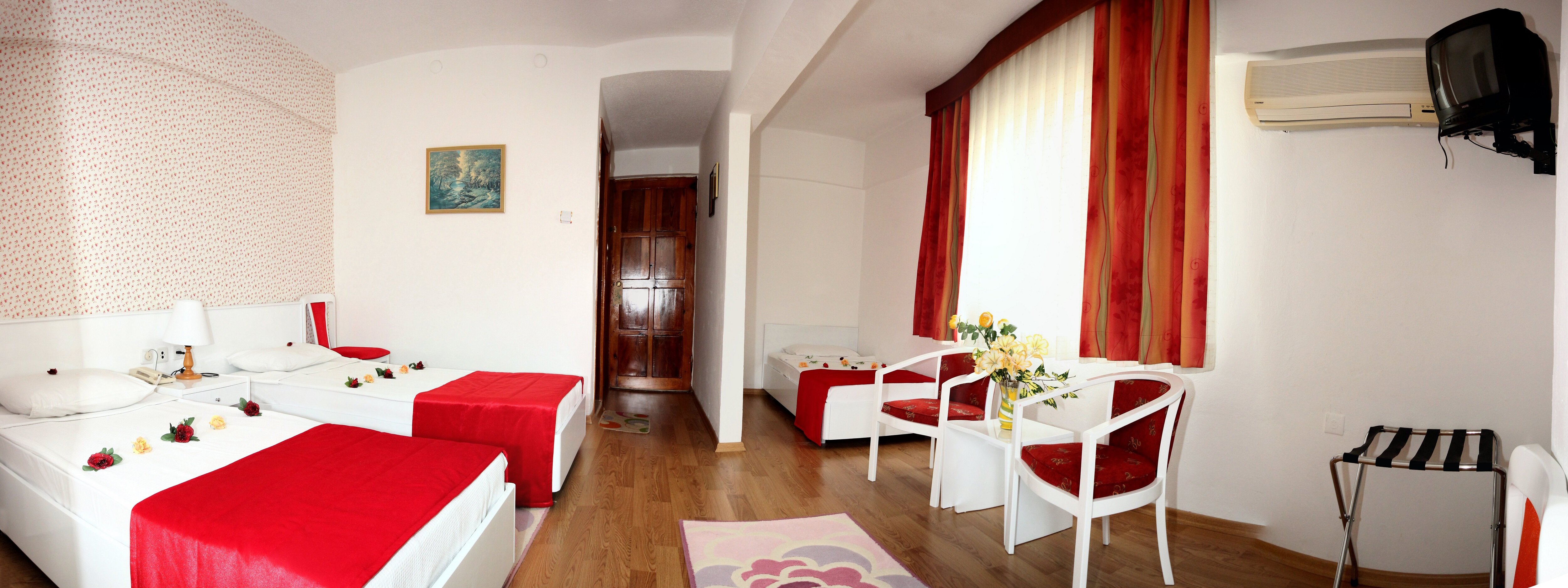 Saadet Otel