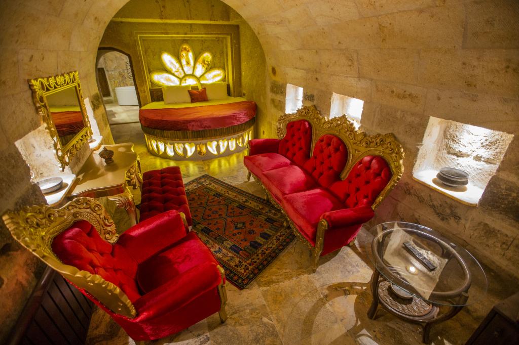 Royal Cave Hotel