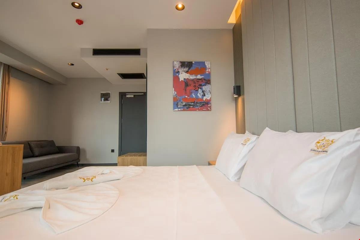 Sherlock Homes Hotels