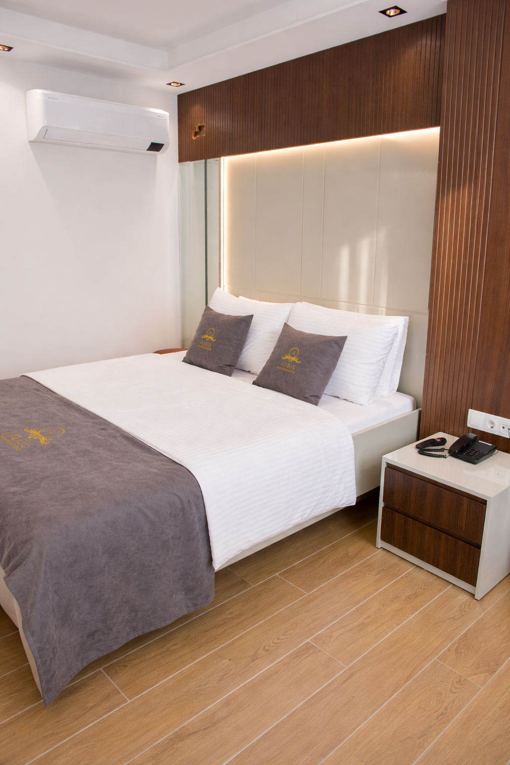 Standart Deluxe