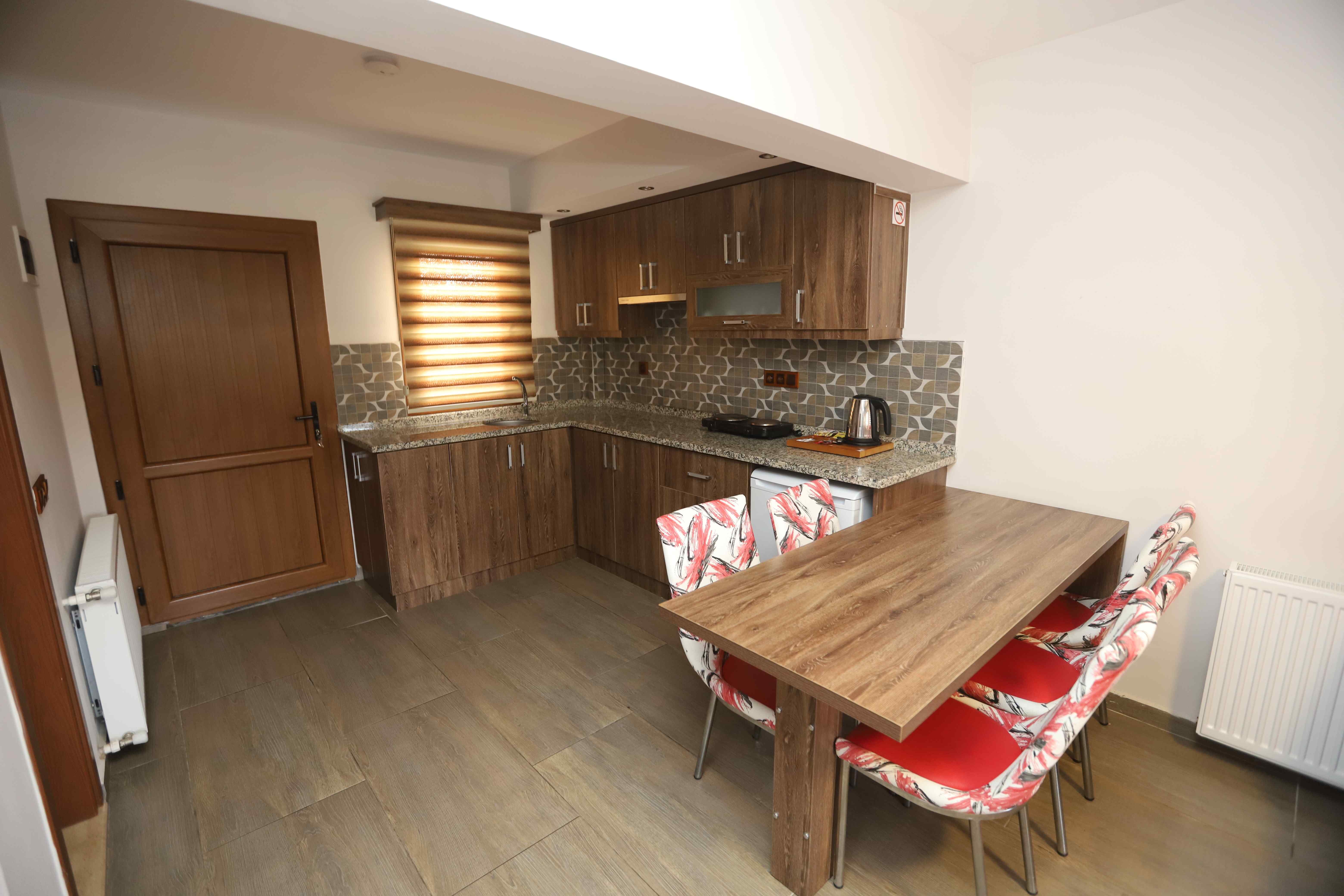 Dolphin Apart Hotel Rezervasyon