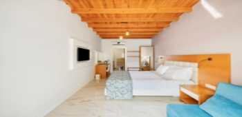 Blanca Beach Hotel (+12)