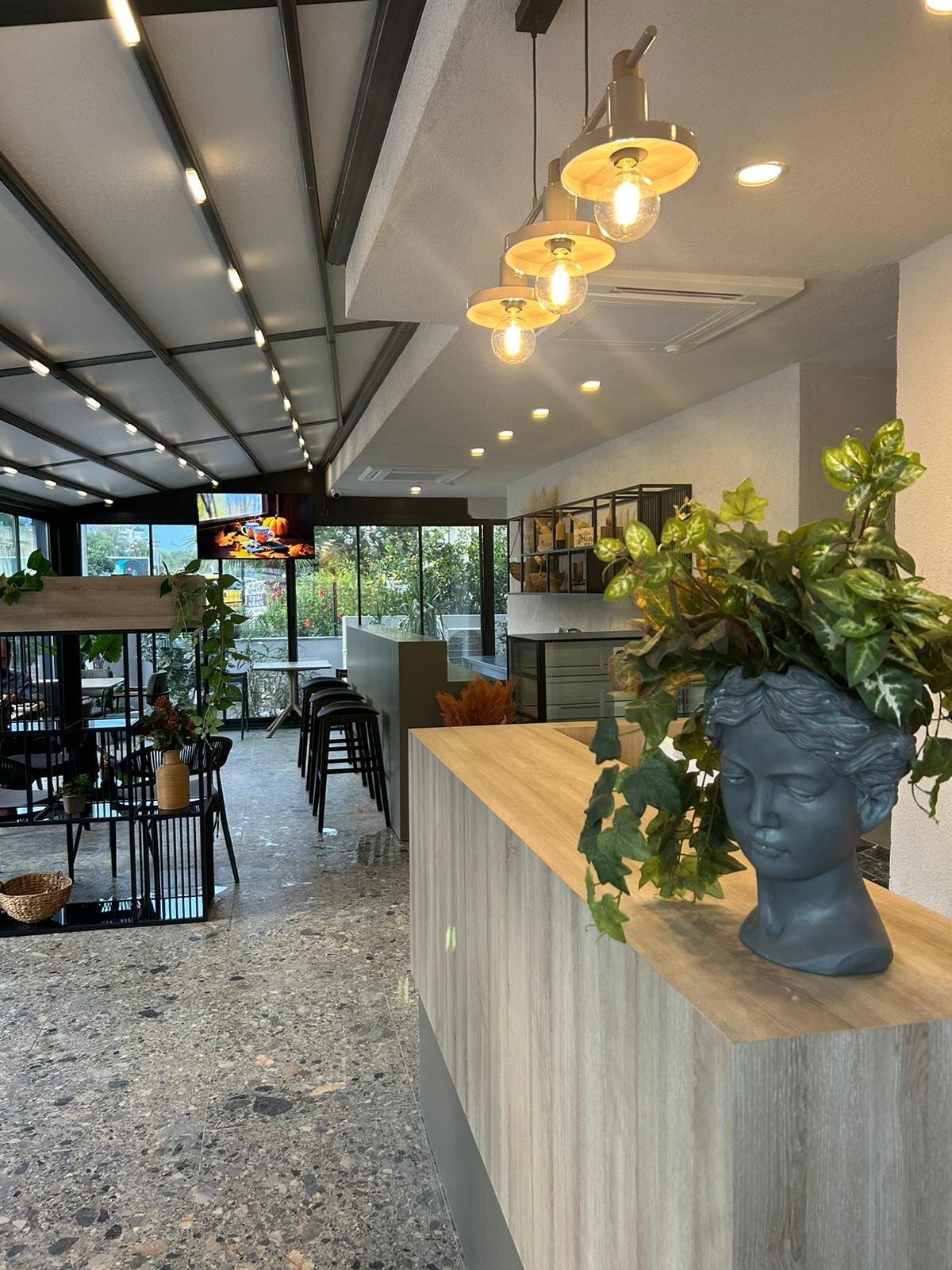Leaf River Suites