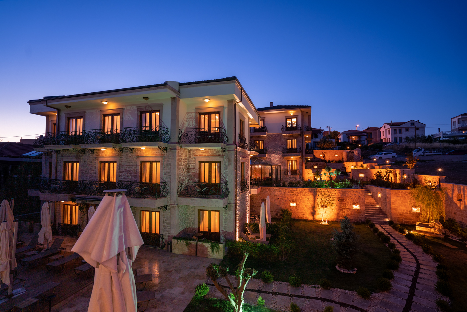 Cunda Baradiel Hotel