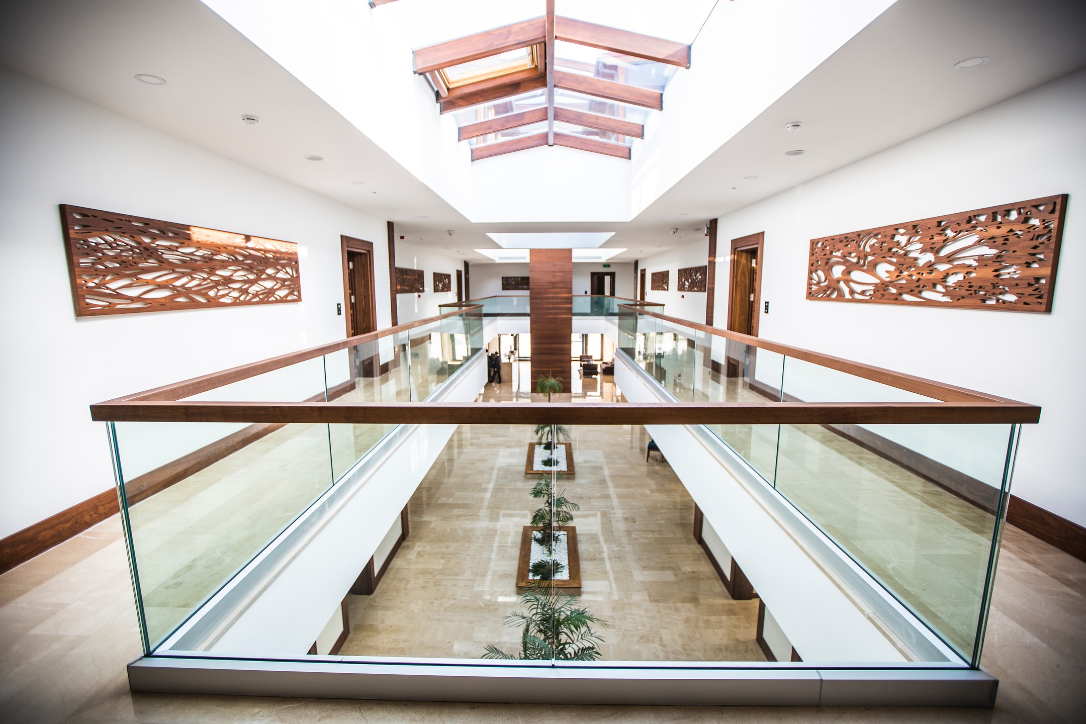 Carissa Otel