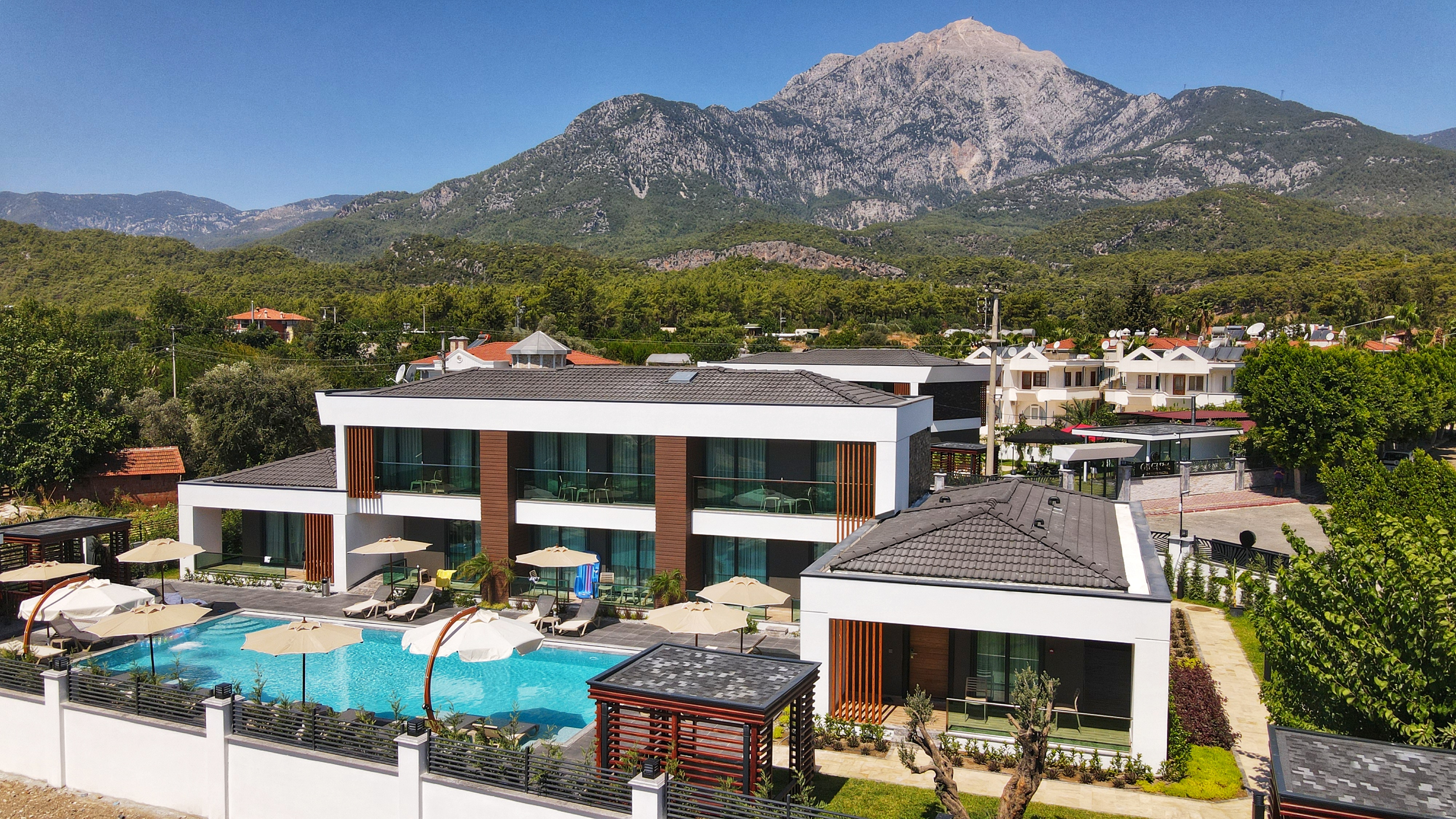 Güven Park Residence & Hotel