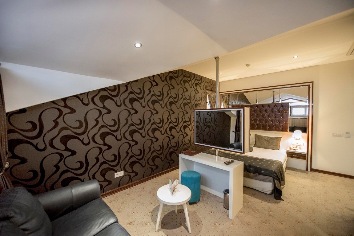 Blueberry Boutique Hotel · 24