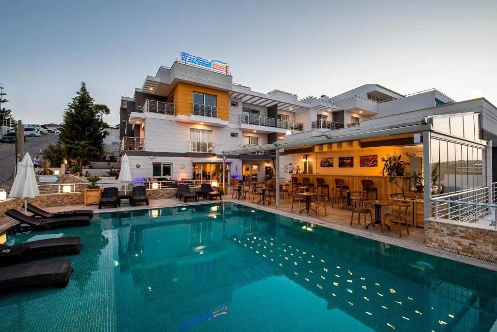 Twins Hotel Çeşme galeri 2