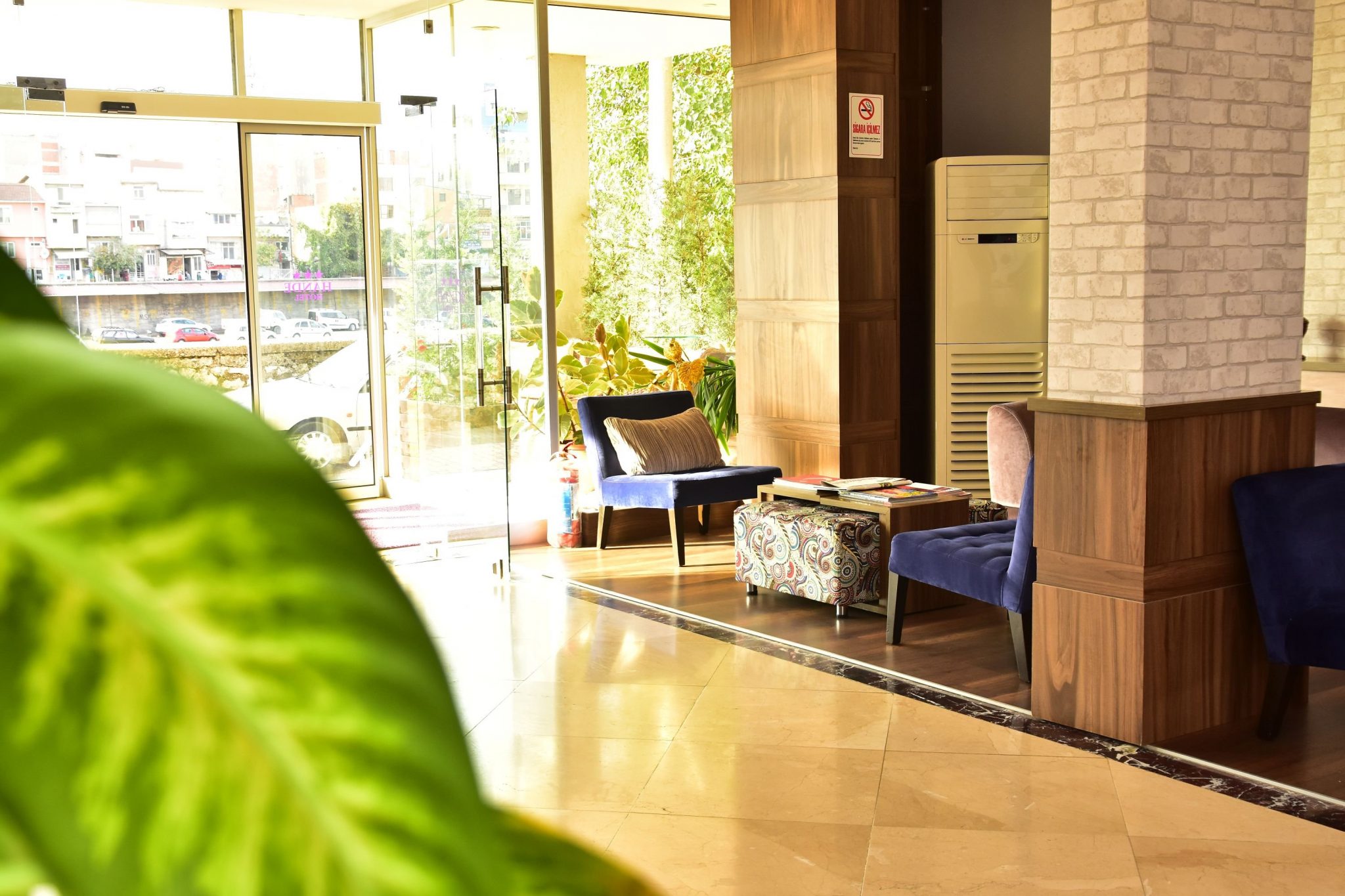 Hande Hotel