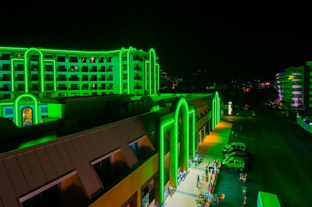 The Lumos Deluxe Resort Hotel & Spa