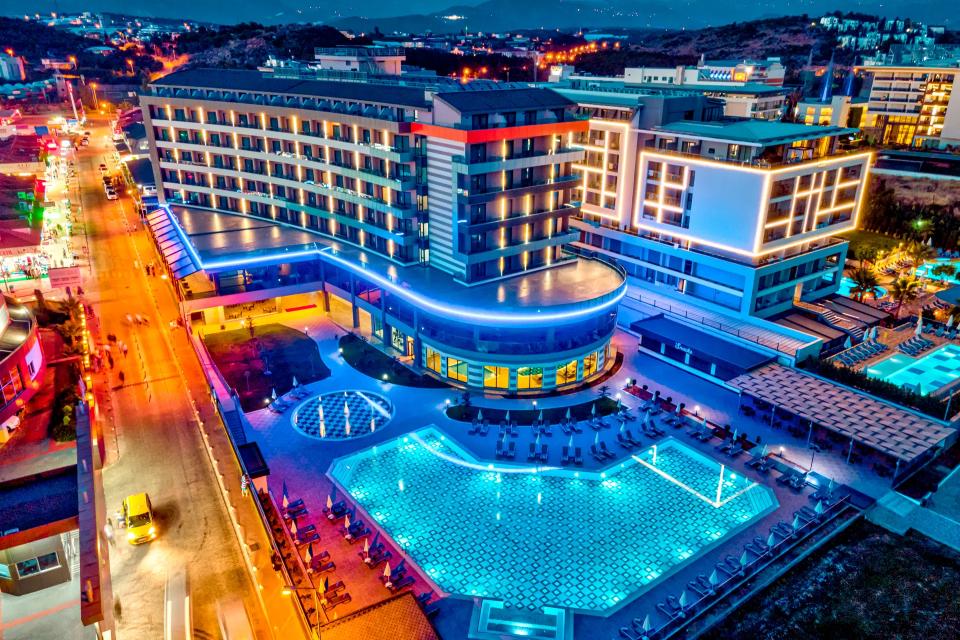 Lonicera Premium Hotel