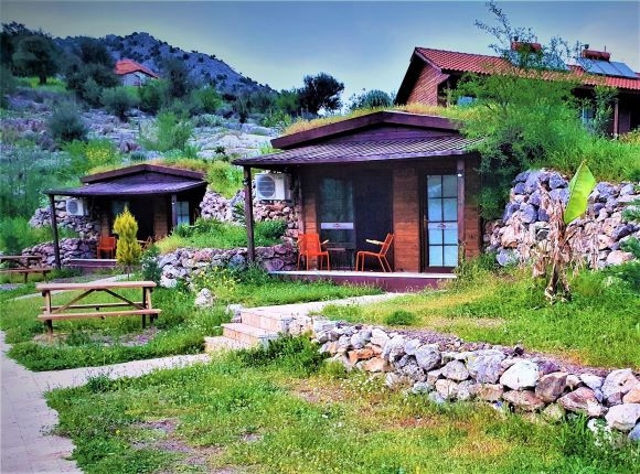 Milyos Hotel