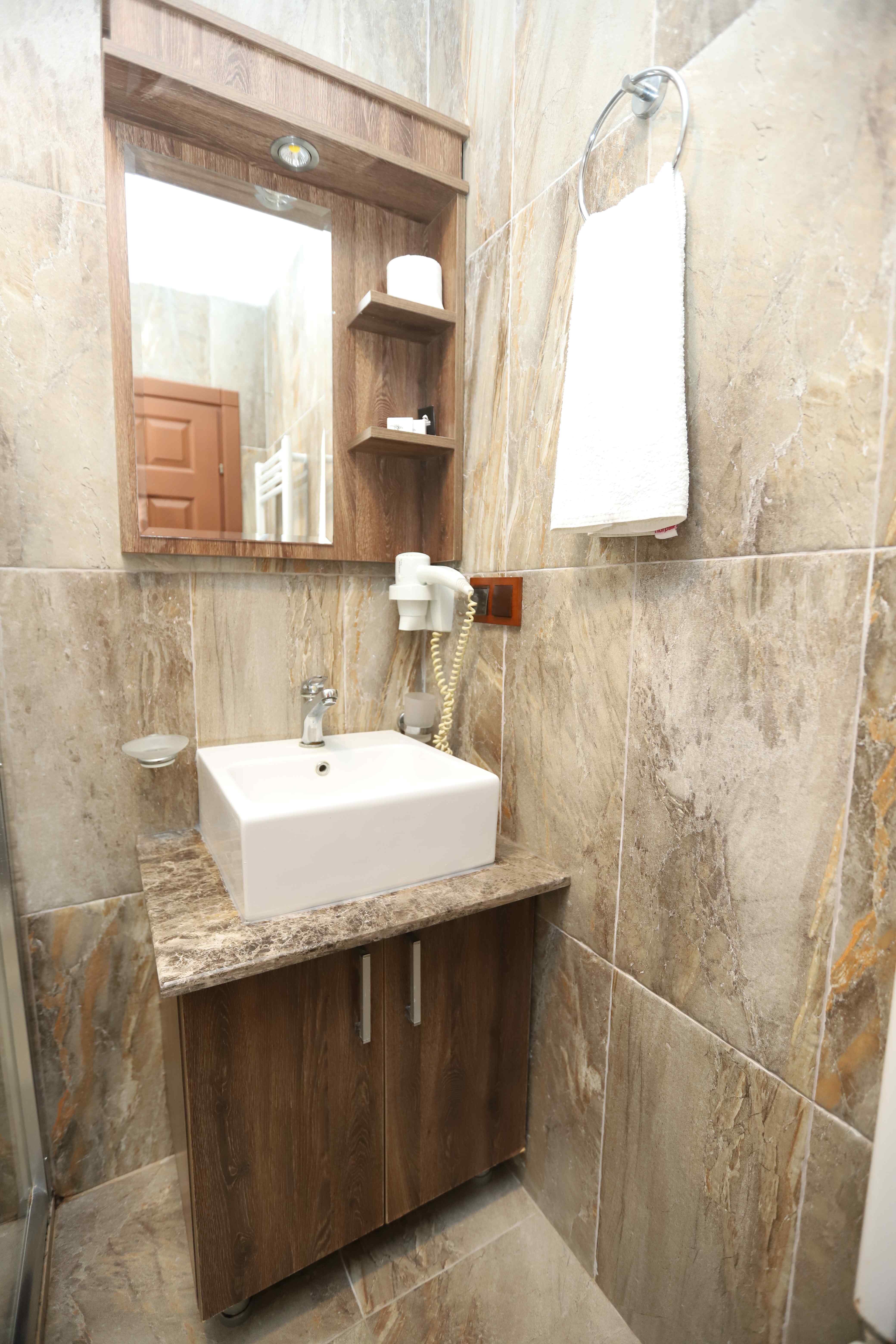 Dolphin Apart Hotel Rezervasyon