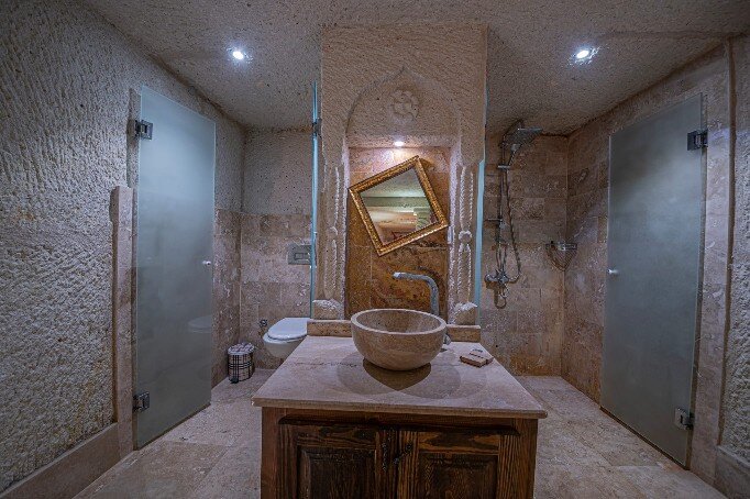 Queen Cave Balayı Odası (Jakuzili)