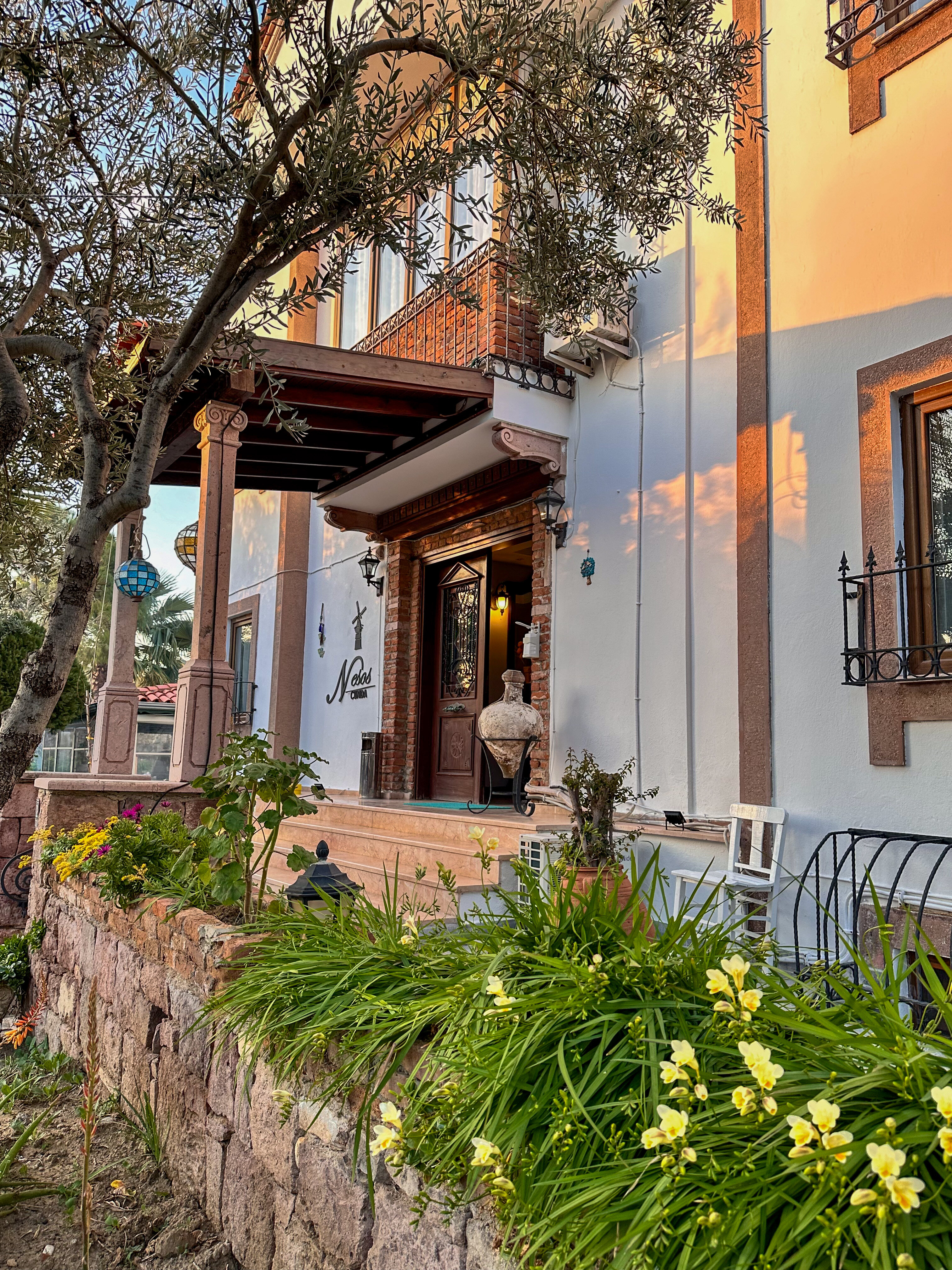 Cunda Nesos Otel