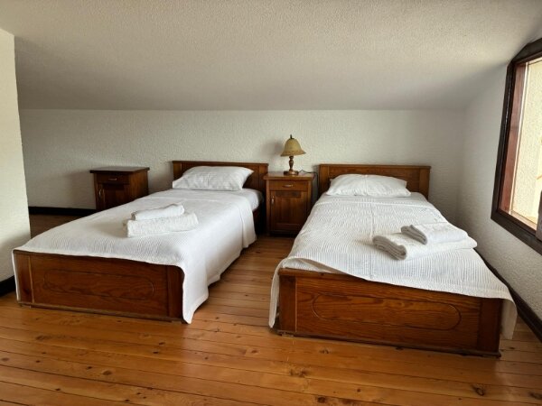 Kleo Cottages