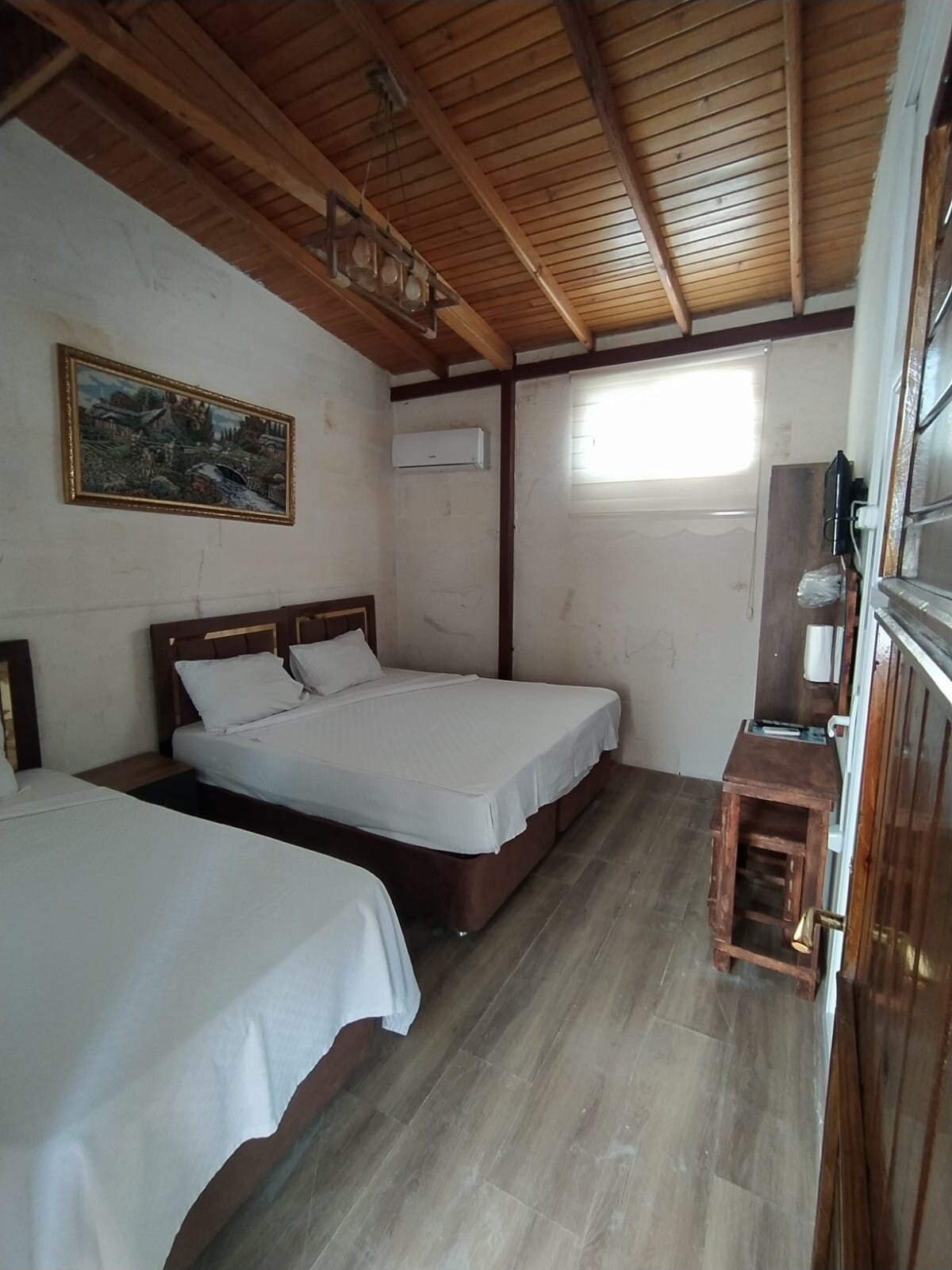 Aslan Konuk Evi