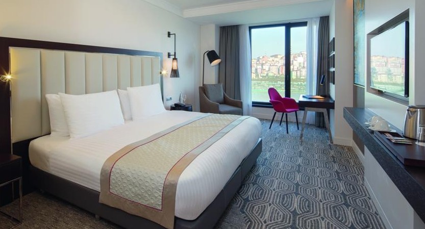 Mövenpick Hotel İstanbul Golden Horn