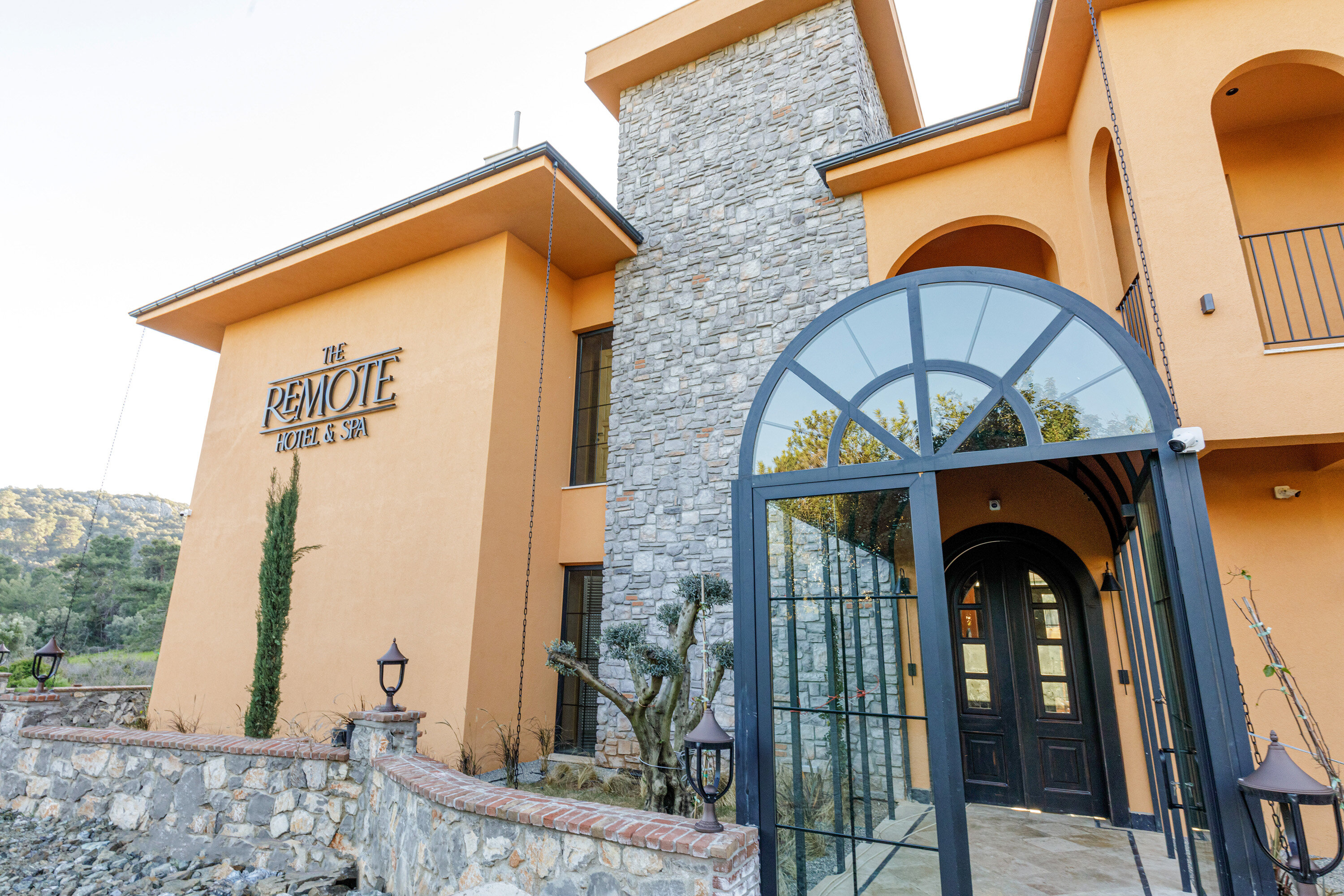The Remote Hotel