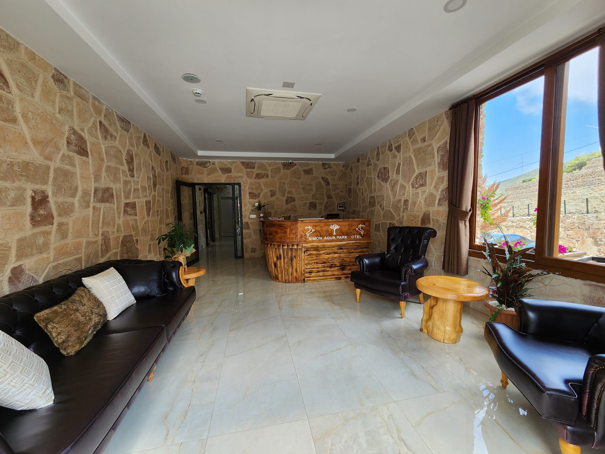 Simon Aqua Park Otel