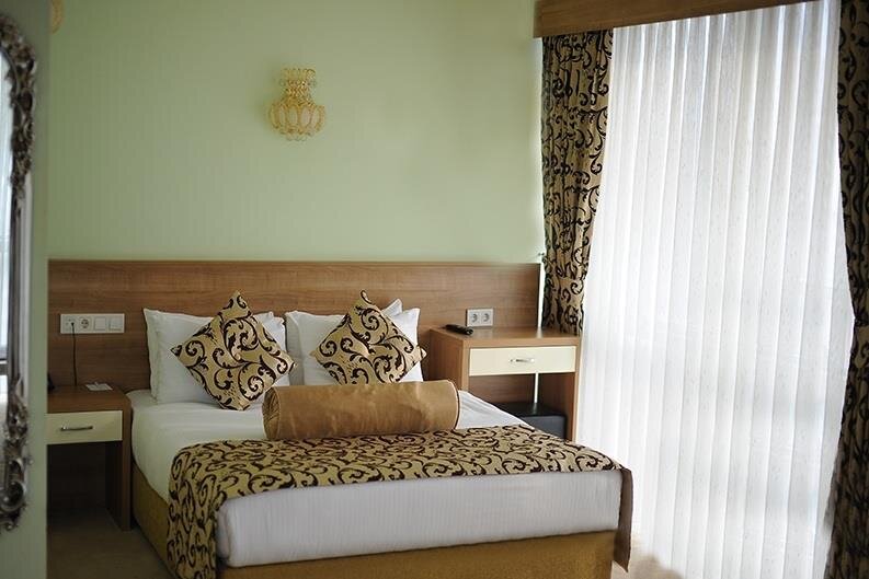 Nice Royal Hotel