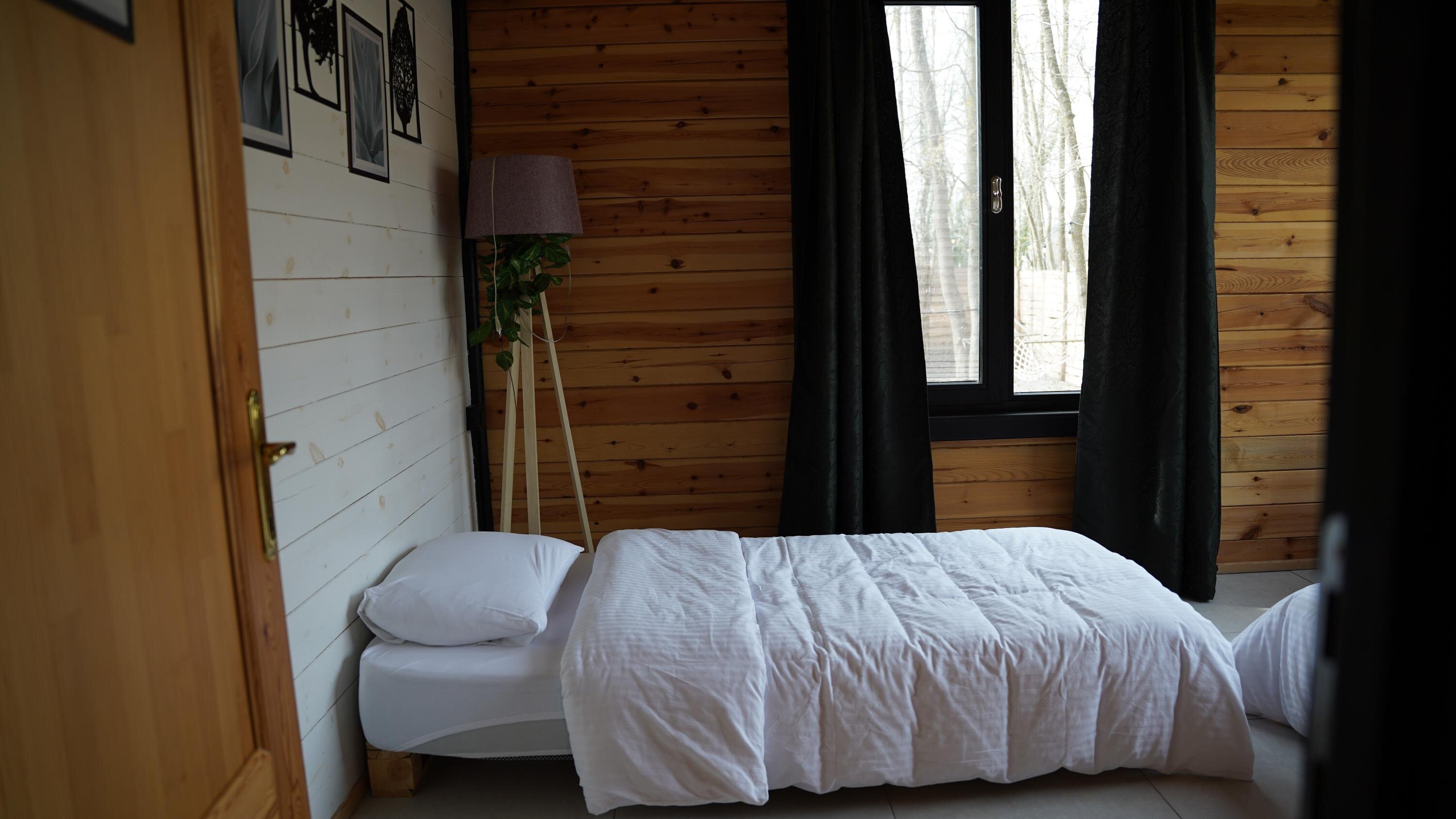 Pentalow Cabin · 53
