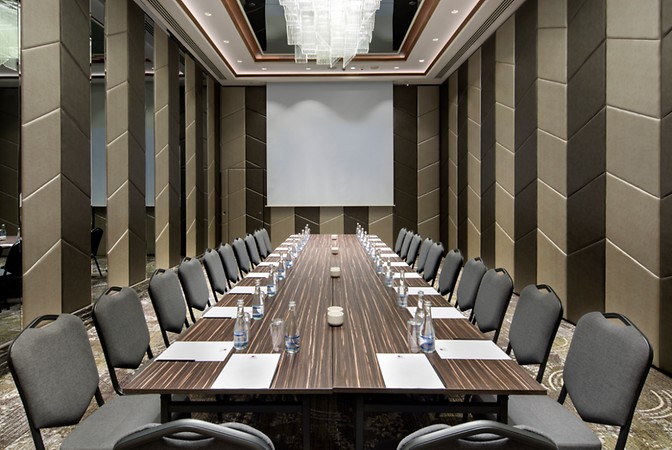 DoubleTree by Hilton Hotel Istanbul - Piyalepasa