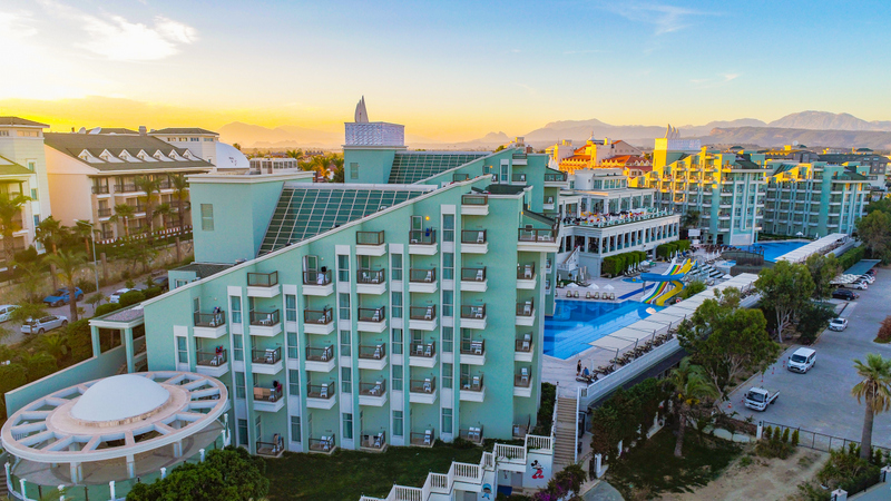 Royal Atlantis Spa & Resort