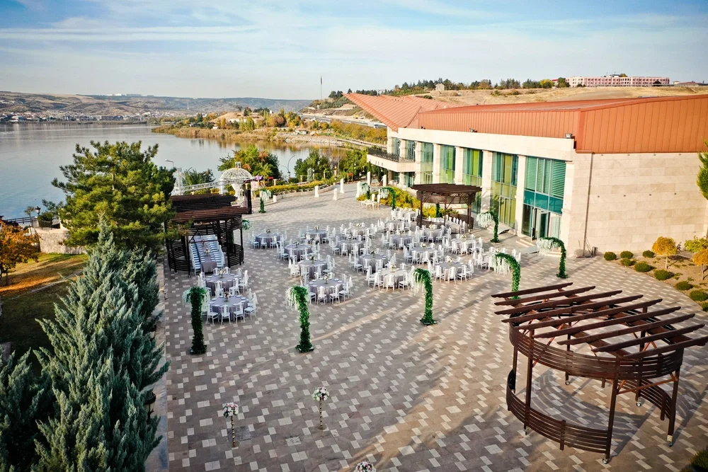 Kronos Hotel · 10