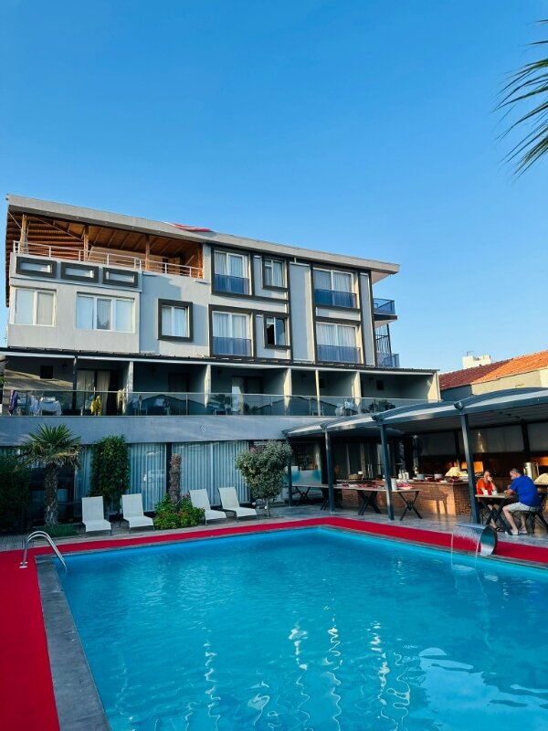 Cem Gül Hotel