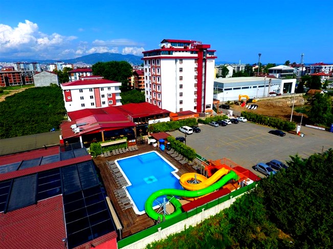 Grand Ayzek Hotel