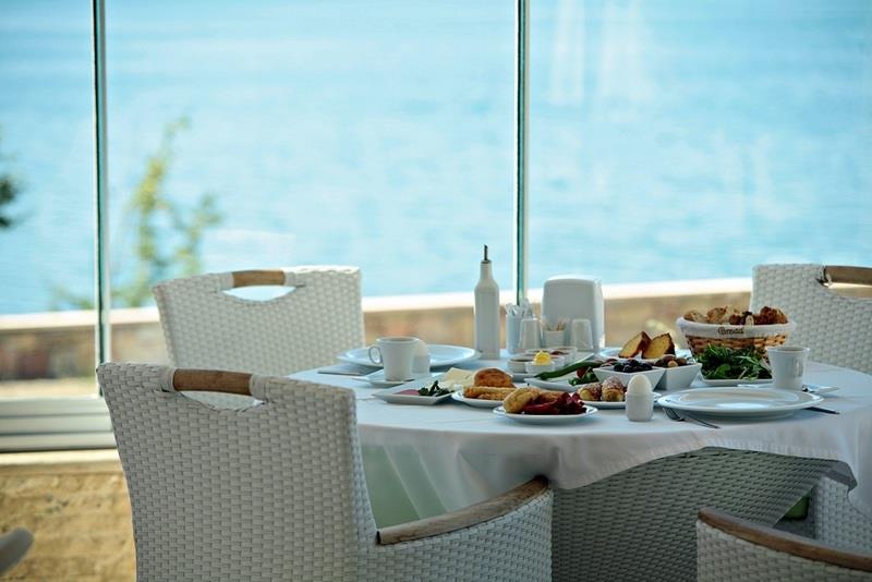 Kıvrakzade Otel