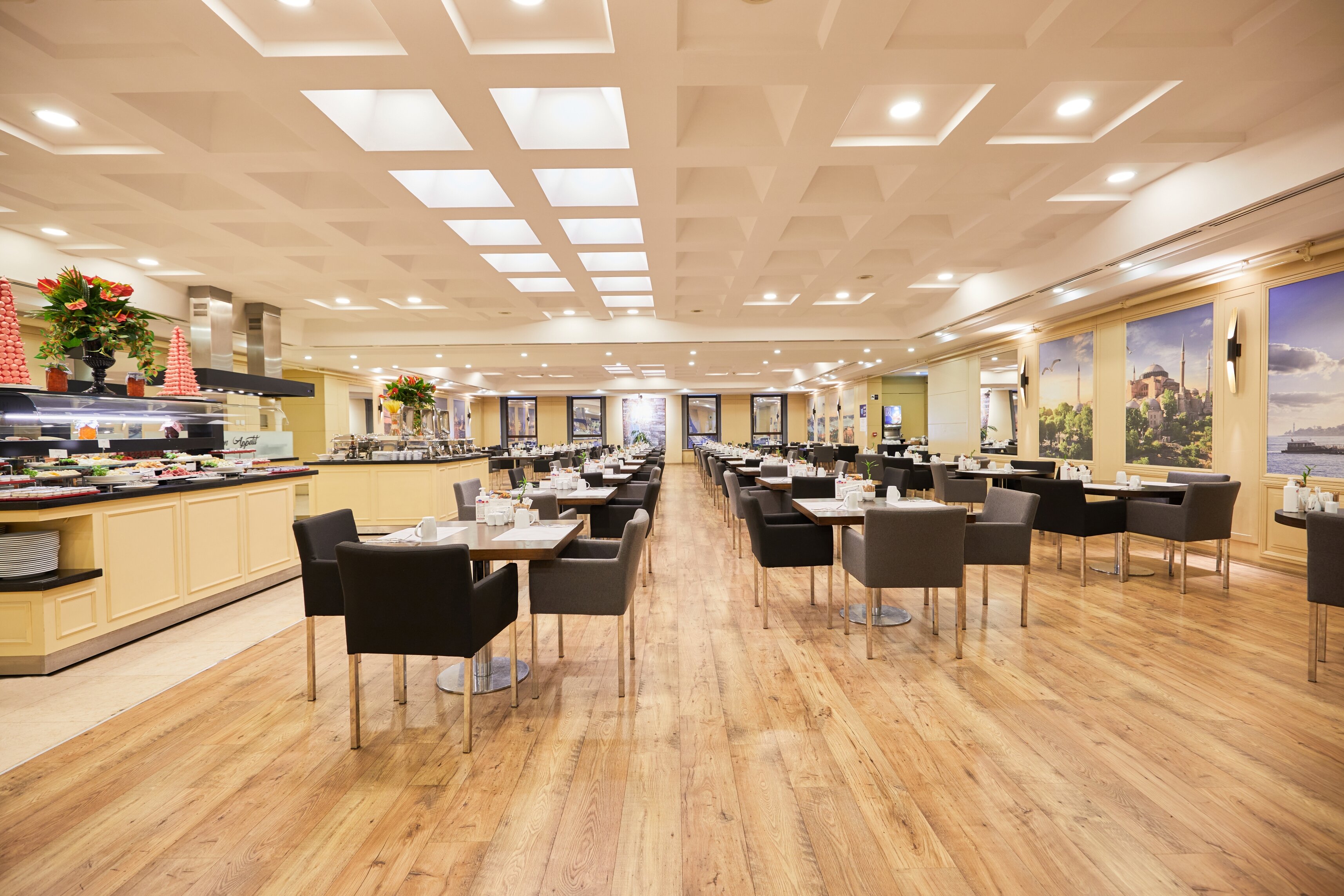Dedeman İstanbul Hotel Rezervasyon