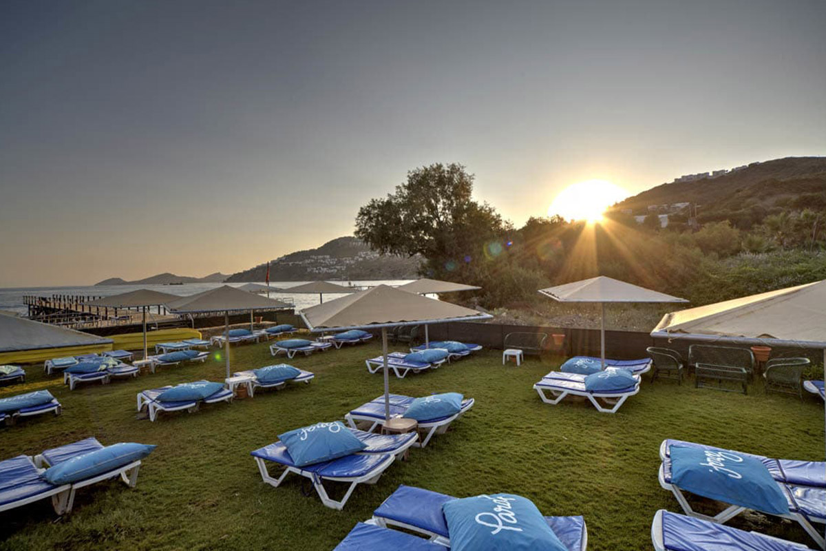 Golden Age Crystal Bodrum