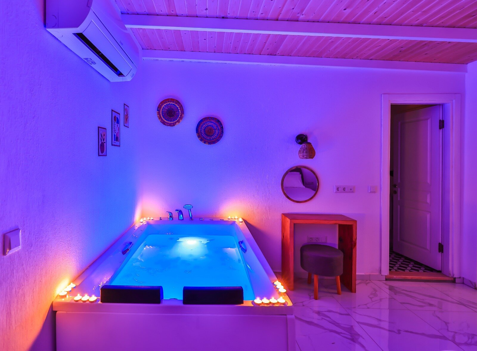 Villa Ay