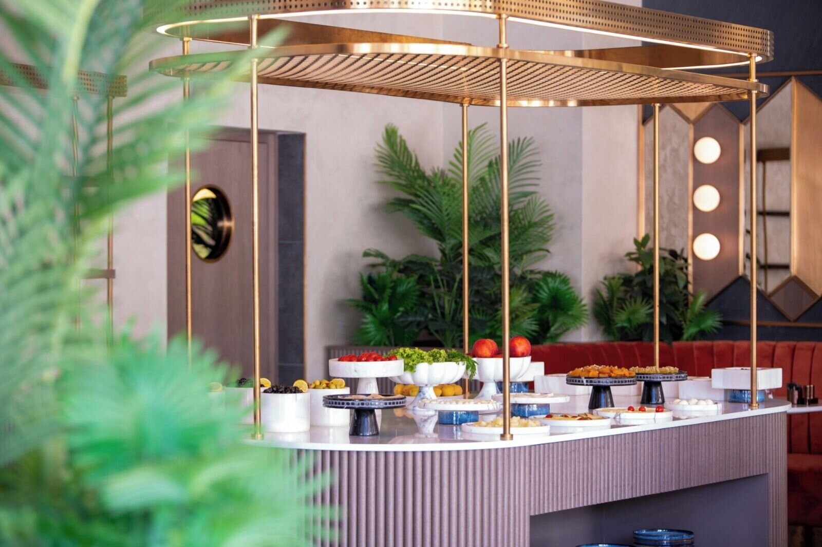 Demonti Hotel