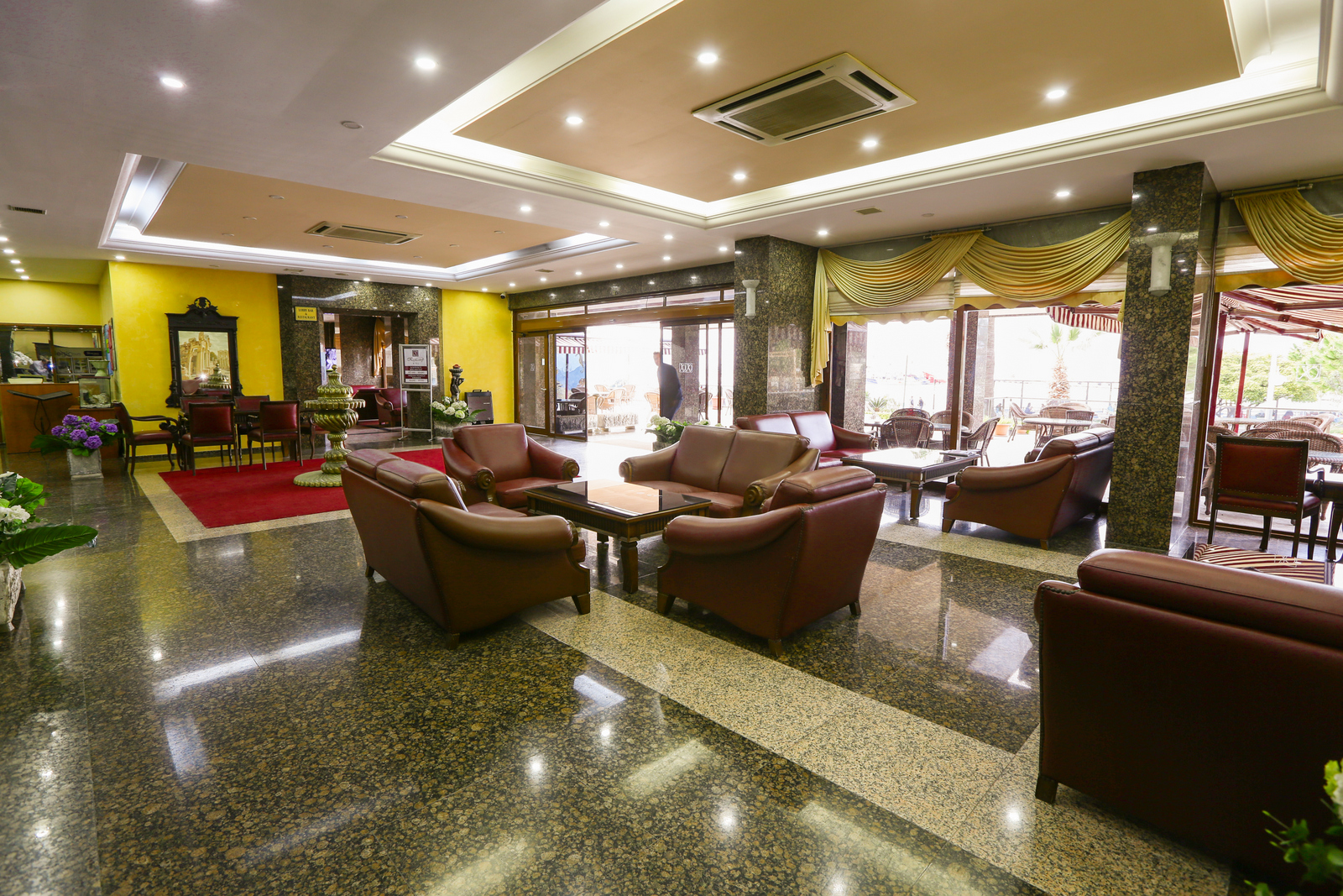 Kayhanbey Hotel