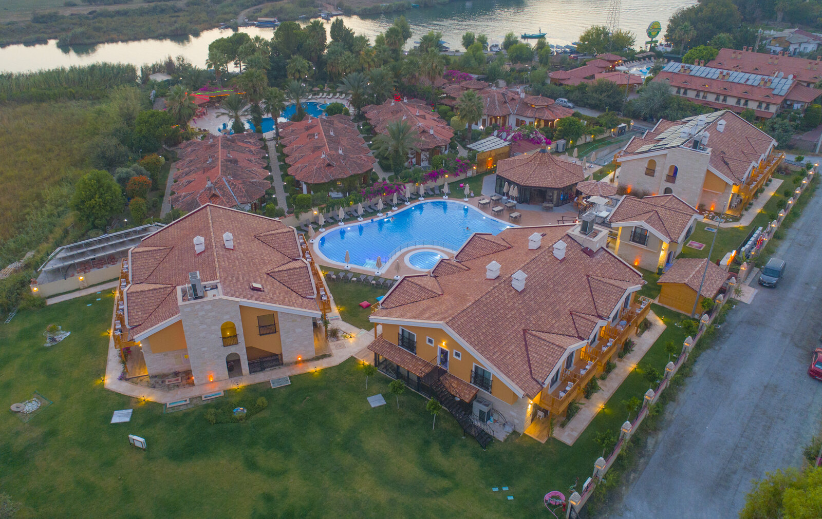 Dalyan Live Spa & Resort Hotel