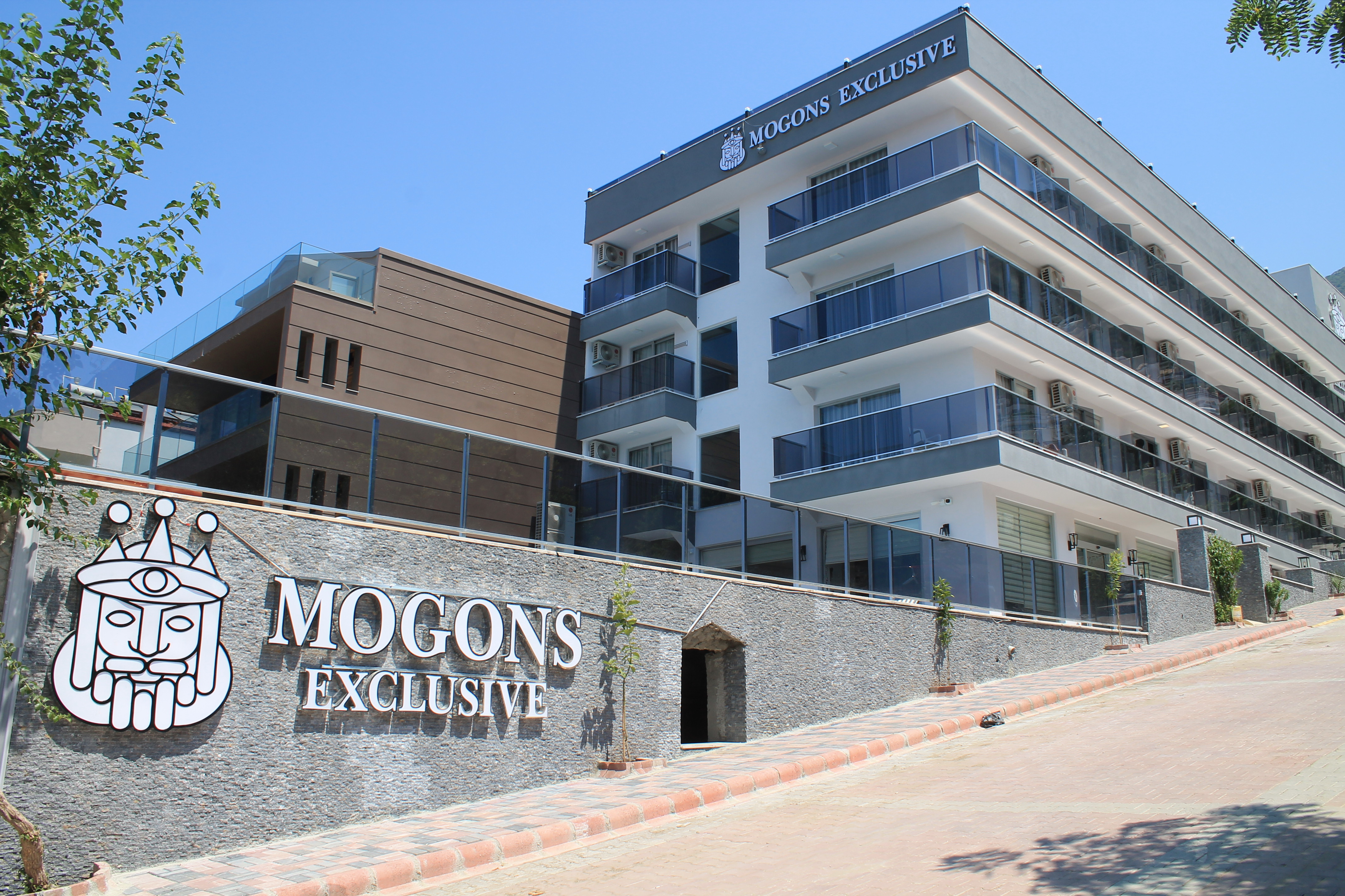 Mogons Exclusive Hotel