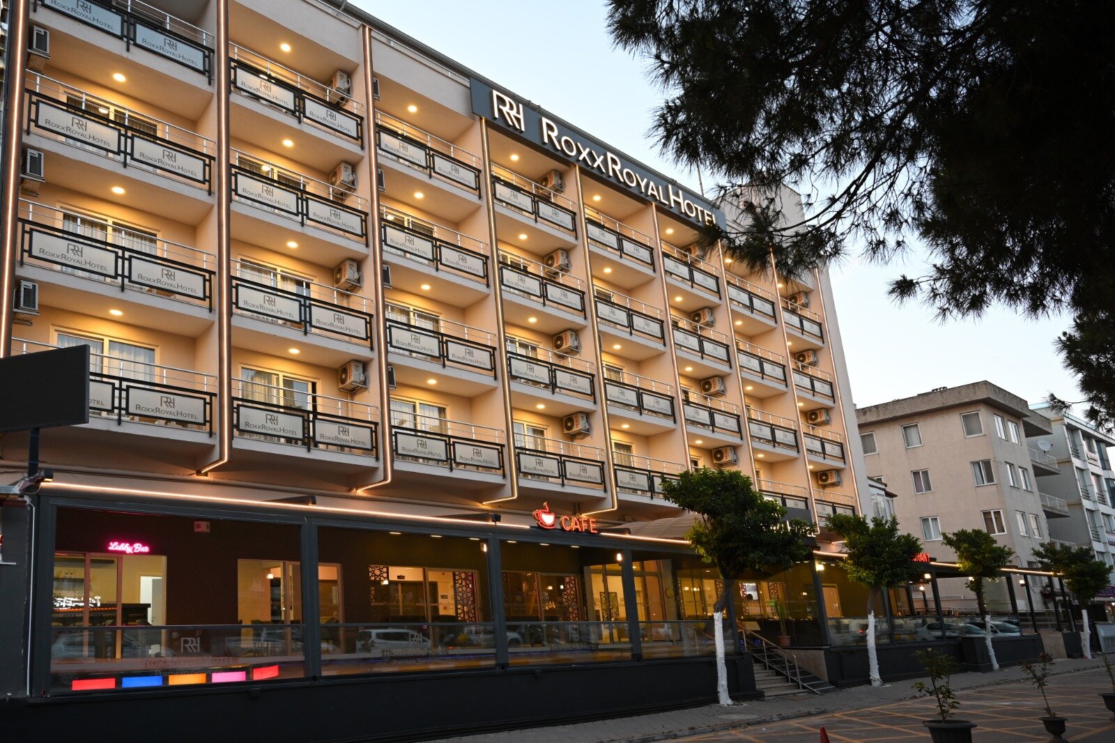 Roxx Royal Hotel · 21