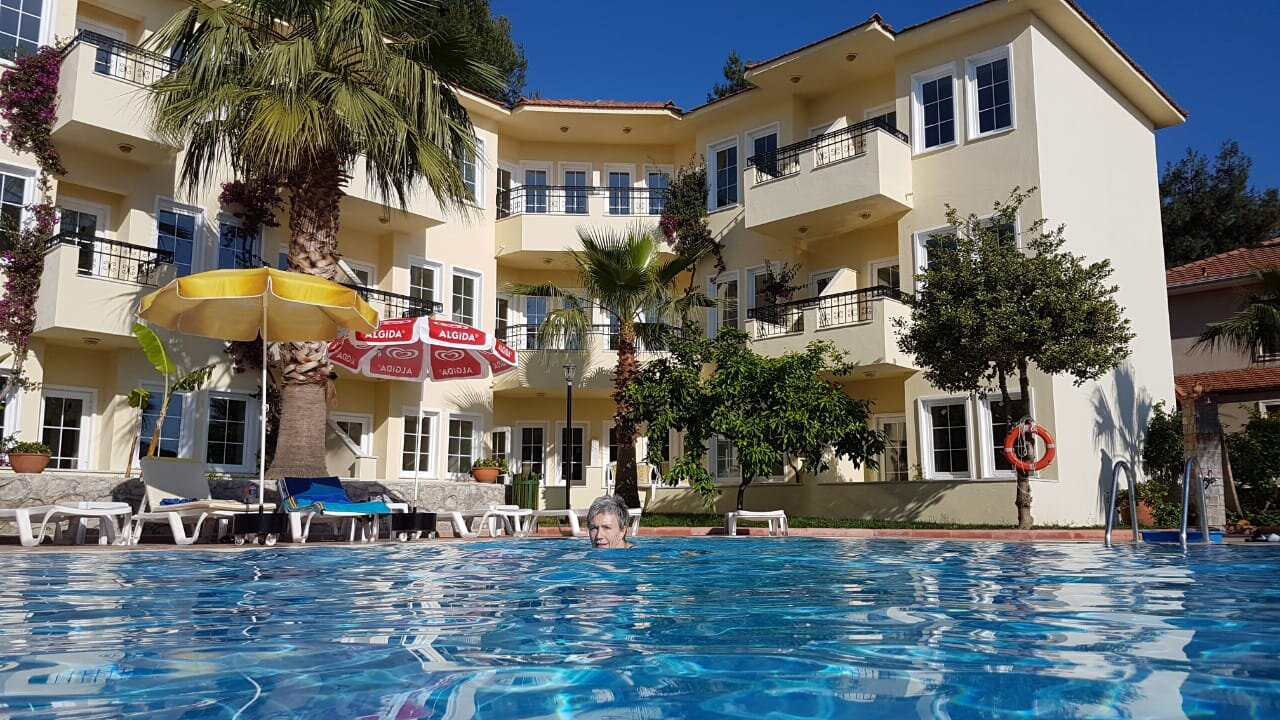 Celay Hotel · 12