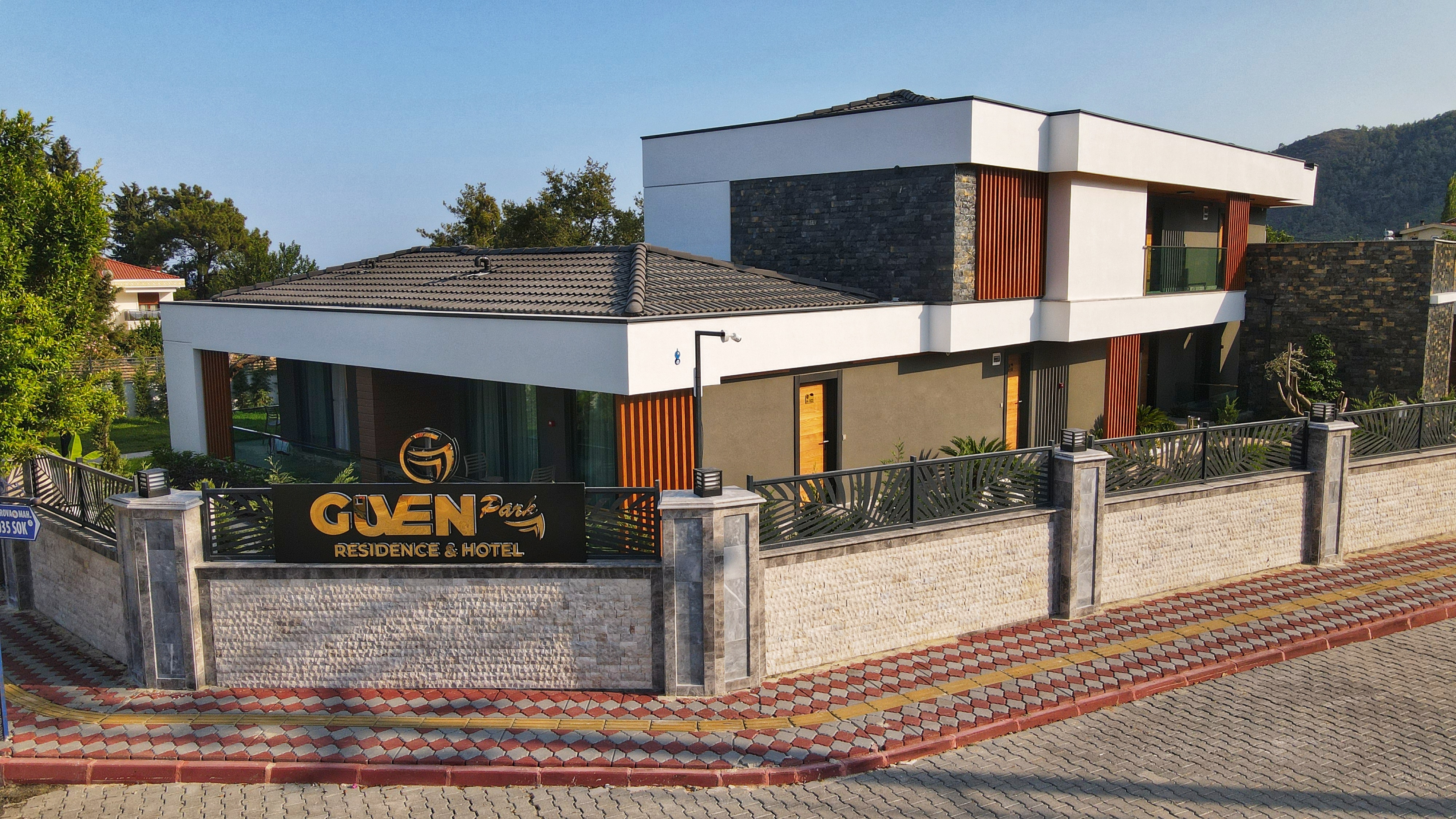 Güven Park Residence & Hotel