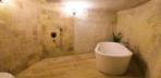 Teraslı Cave Suite Görseli