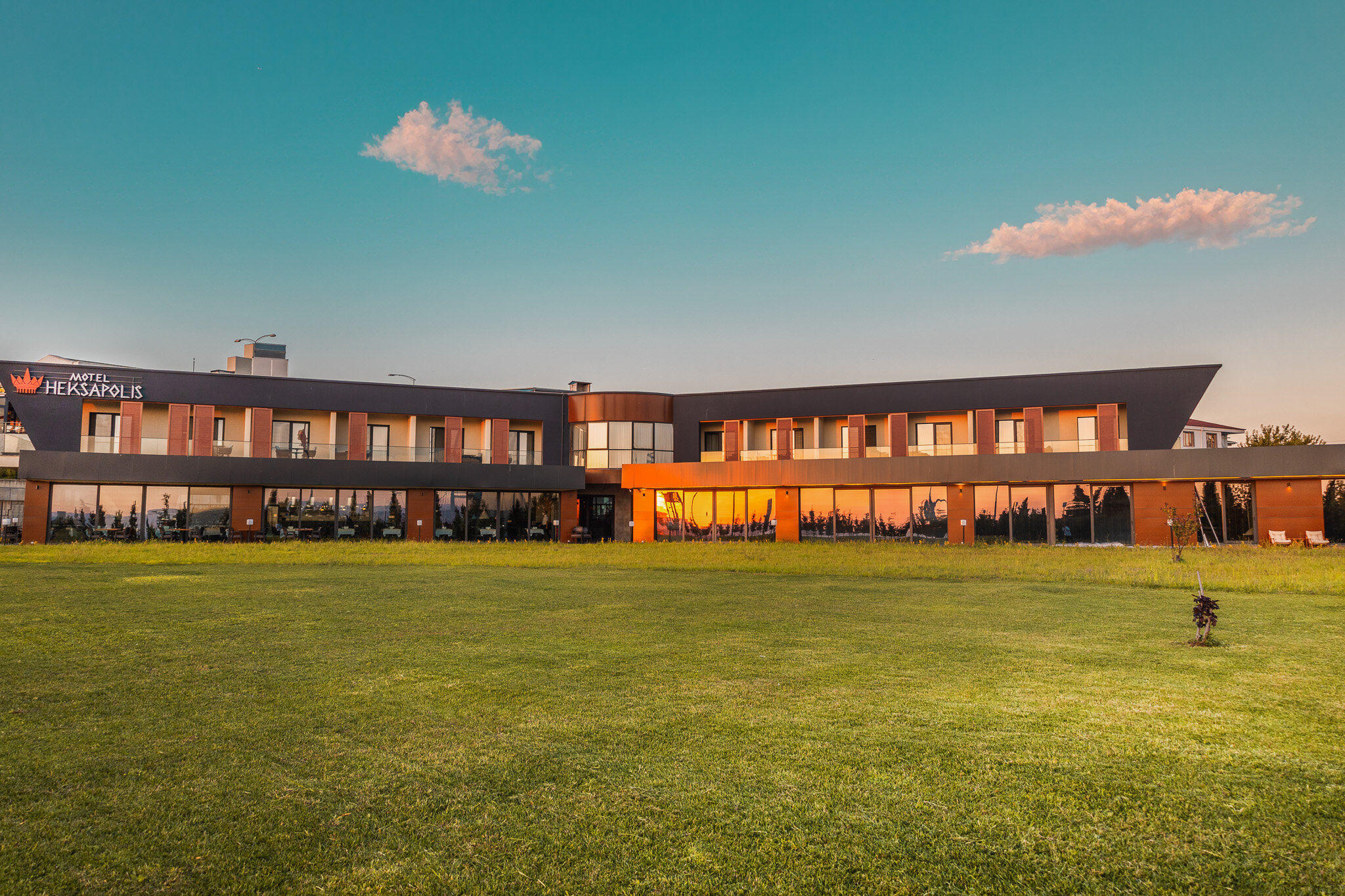 Motel Heksapolis · 6